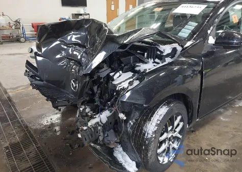 2011 Mazda Mazda3 I Sport z USA, uszkodzony, nr VIN JM1BL1UF7B1374557